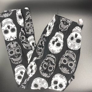 Black And White Skull Leggings